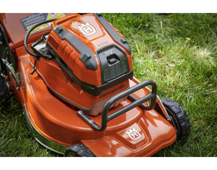 HUSQVARNA LC 551iV (bez aku. a nabíj.)