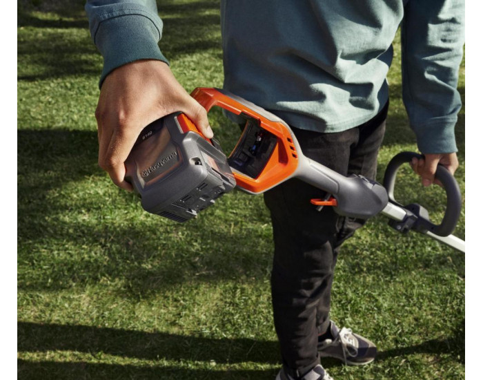Husqvarna 225i bez akumulátora a nabíjačky